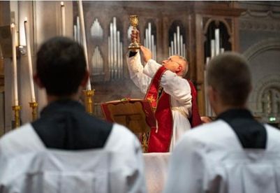 Quelques réactions à la publication du motu proprio Traditionis Custodes